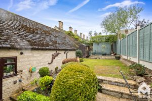 Photo 17- click for photo gallery